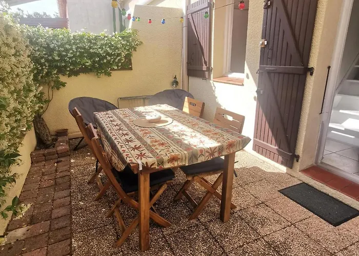 Pavillon Lumineux Avec Terrasse A 500m De La Plage, Parking Securise, 6 Couchages - Fr-1-732-52 Semesterbostad